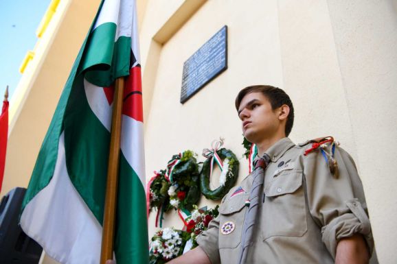 Kegyeletteljes főhajtás Gonzeczky János emléktáblájánál